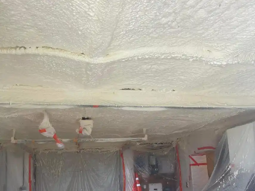 Isolation Cave projection polyurethane 1 - Auvergne Sols