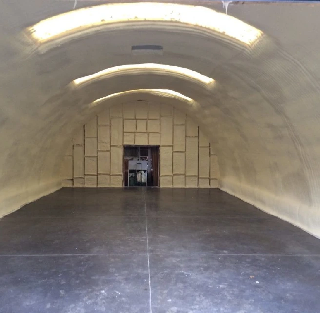 Isolation Industrial ou Agricole projection polyurethane 1 - Auvergne Sols