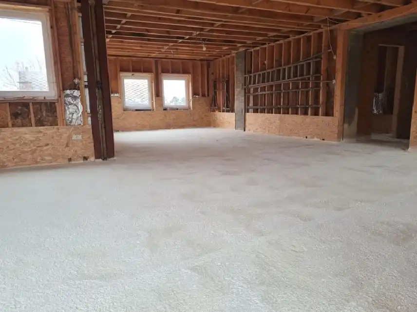 Isolation sol projection polyurethane 3 - Auvergne Sols